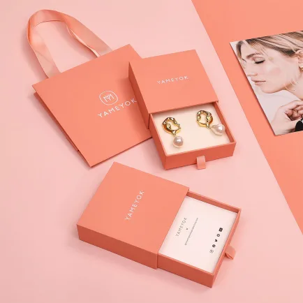 Custom-Earring-Boxes-1