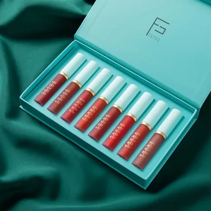 Cosmetics-Boxes-with-Inserts-1